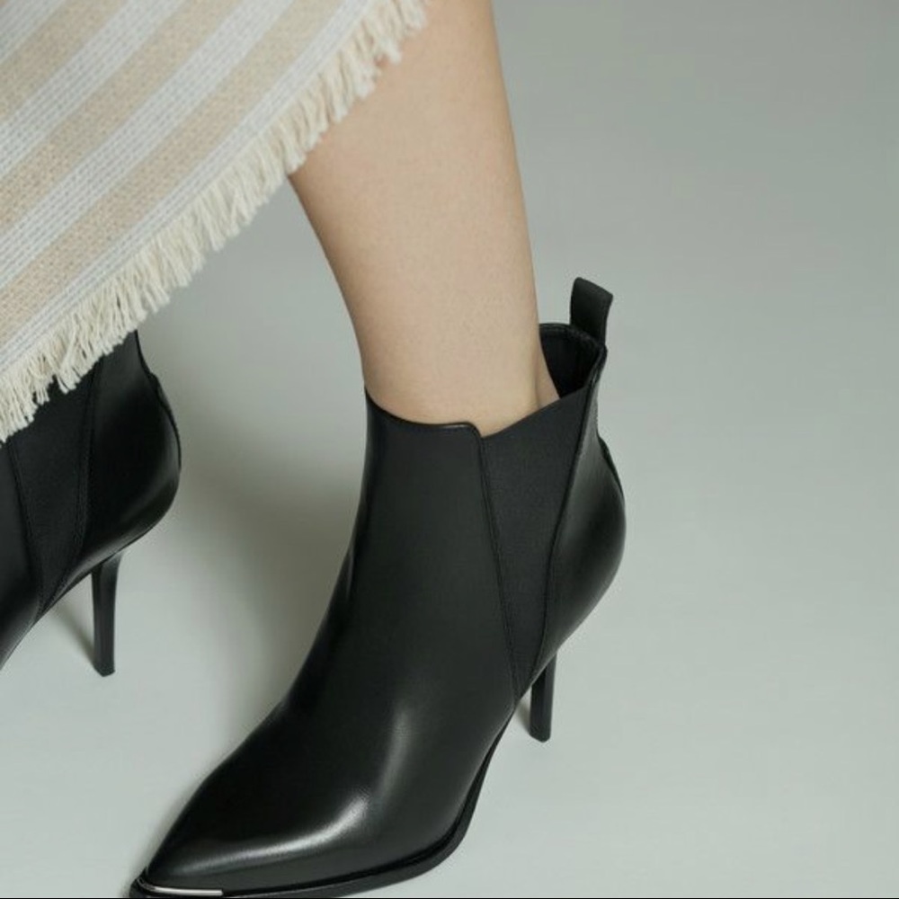 Authentic NWT Acne Studios bootie size EUR 38/US7.5